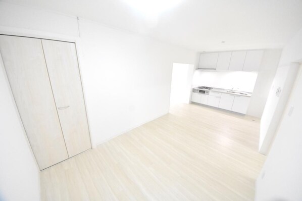 ロイヤルプラザ湘南の物件内観写真